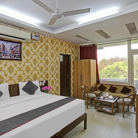 Hotel O Shivam Guest House New Delhi Extérieur photo