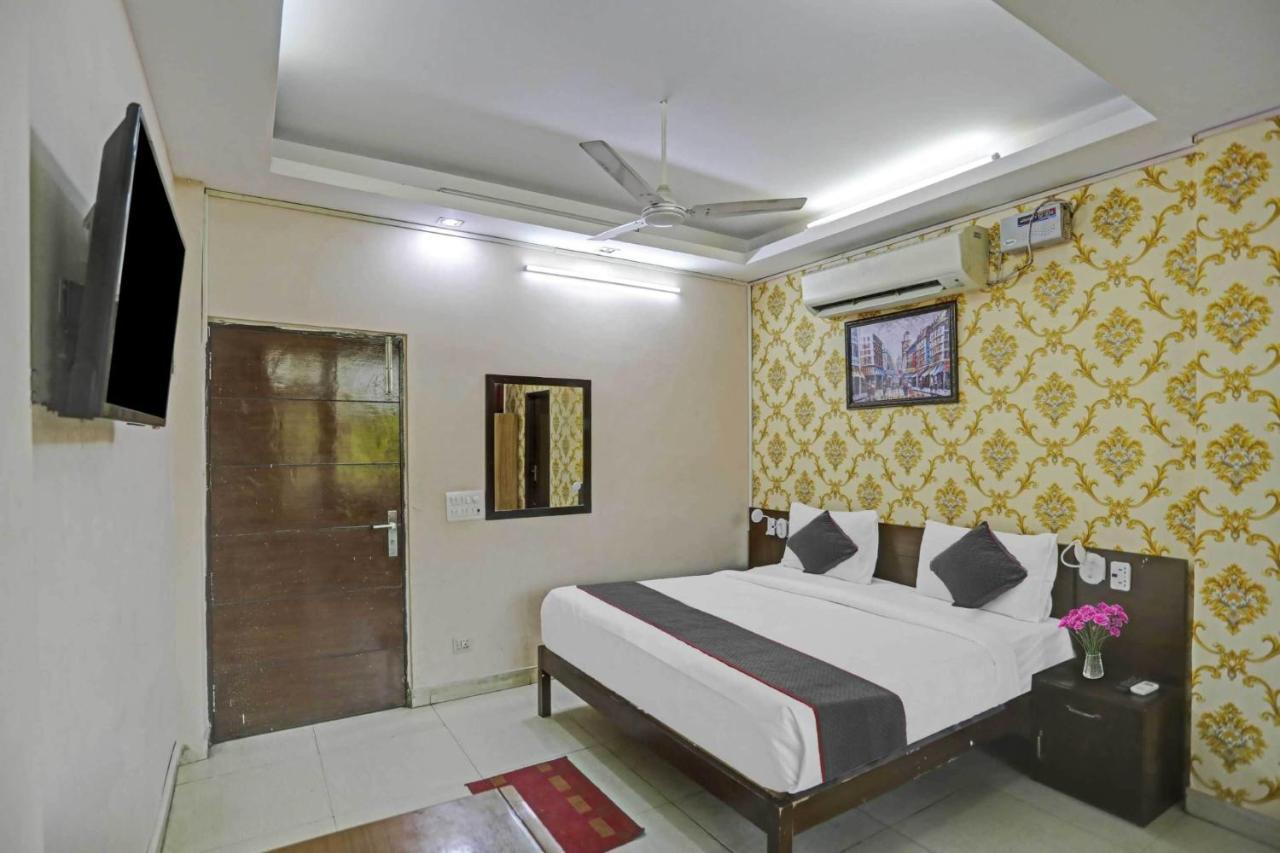 Hotel O Shivam Guest House New Delhi Extérieur photo