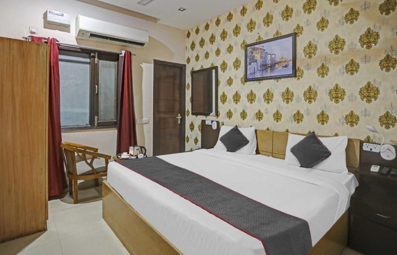 Hotel O Shivam Guest House New Delhi Extérieur photo