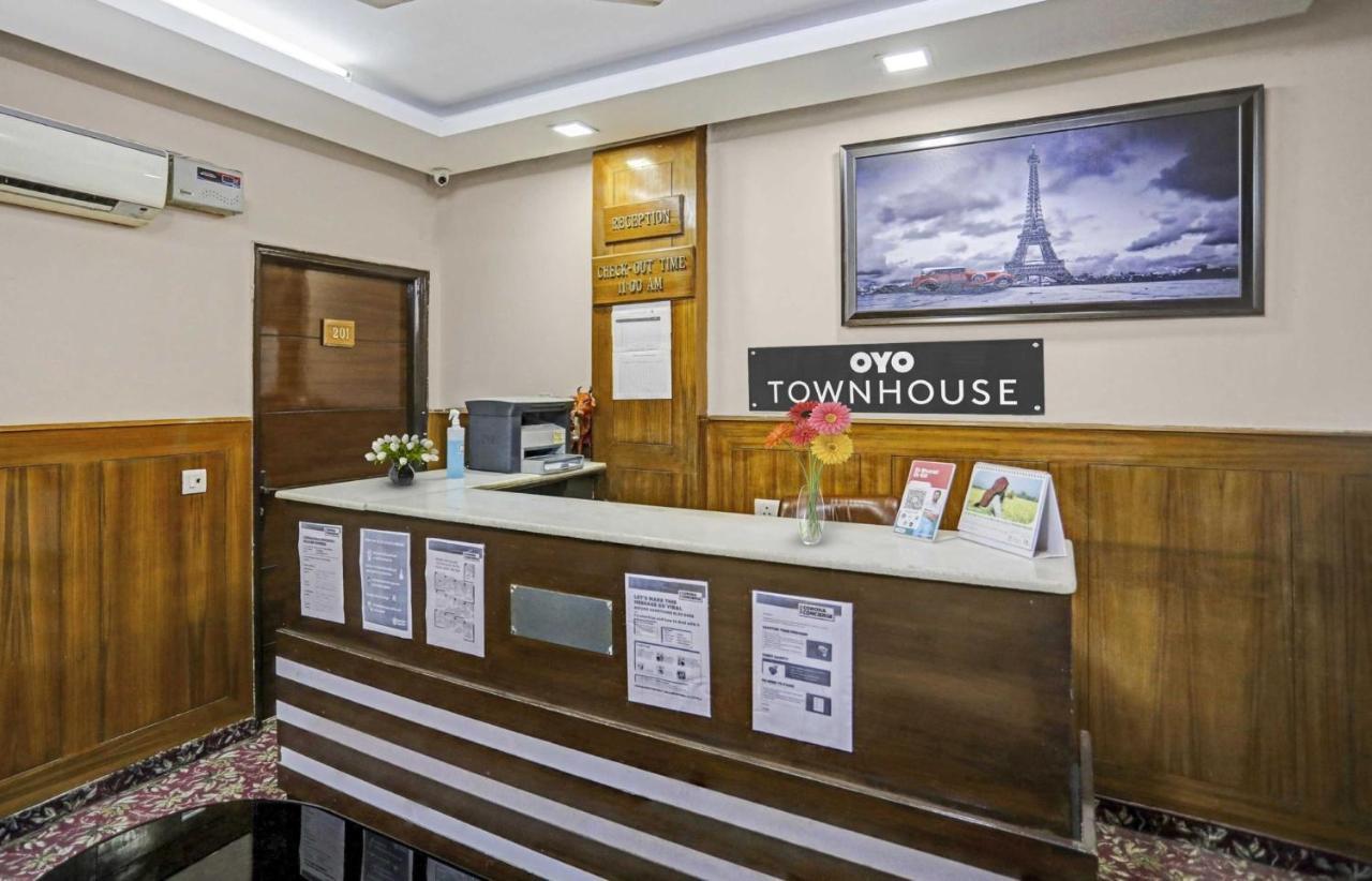 Hotel O Shivam Guest House New Delhi Extérieur photo