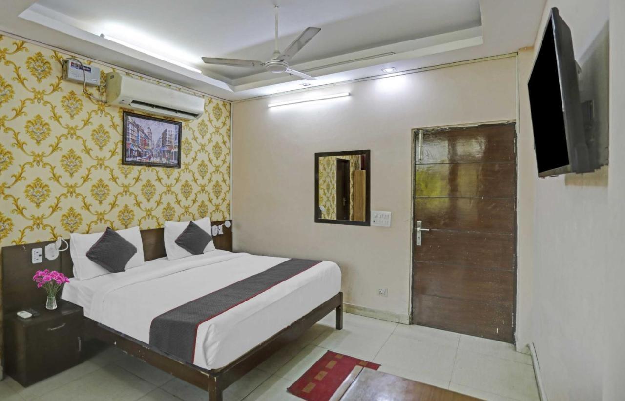 Hotel O Shivam Guest House New Delhi Extérieur photo