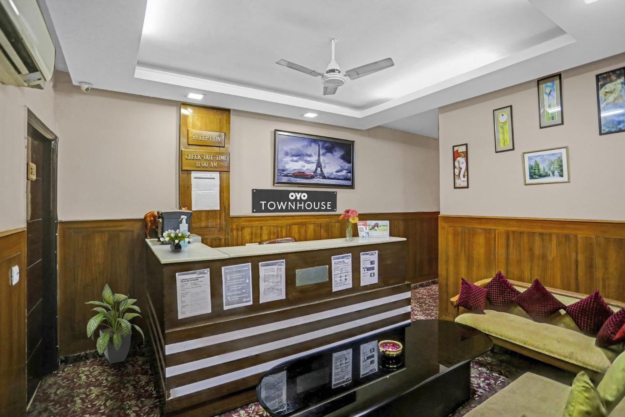 Hotel O Shivam Guest House New Delhi Extérieur photo