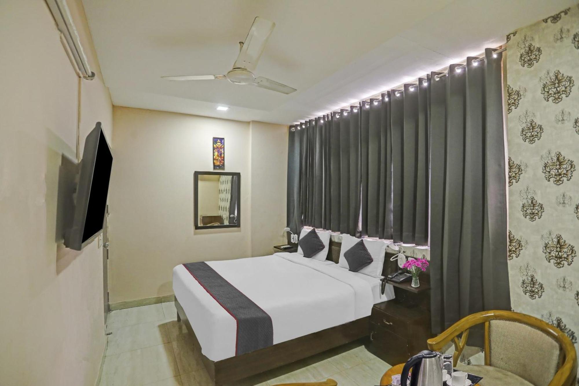 Hotel O Shivam Guest House New Delhi Extérieur photo