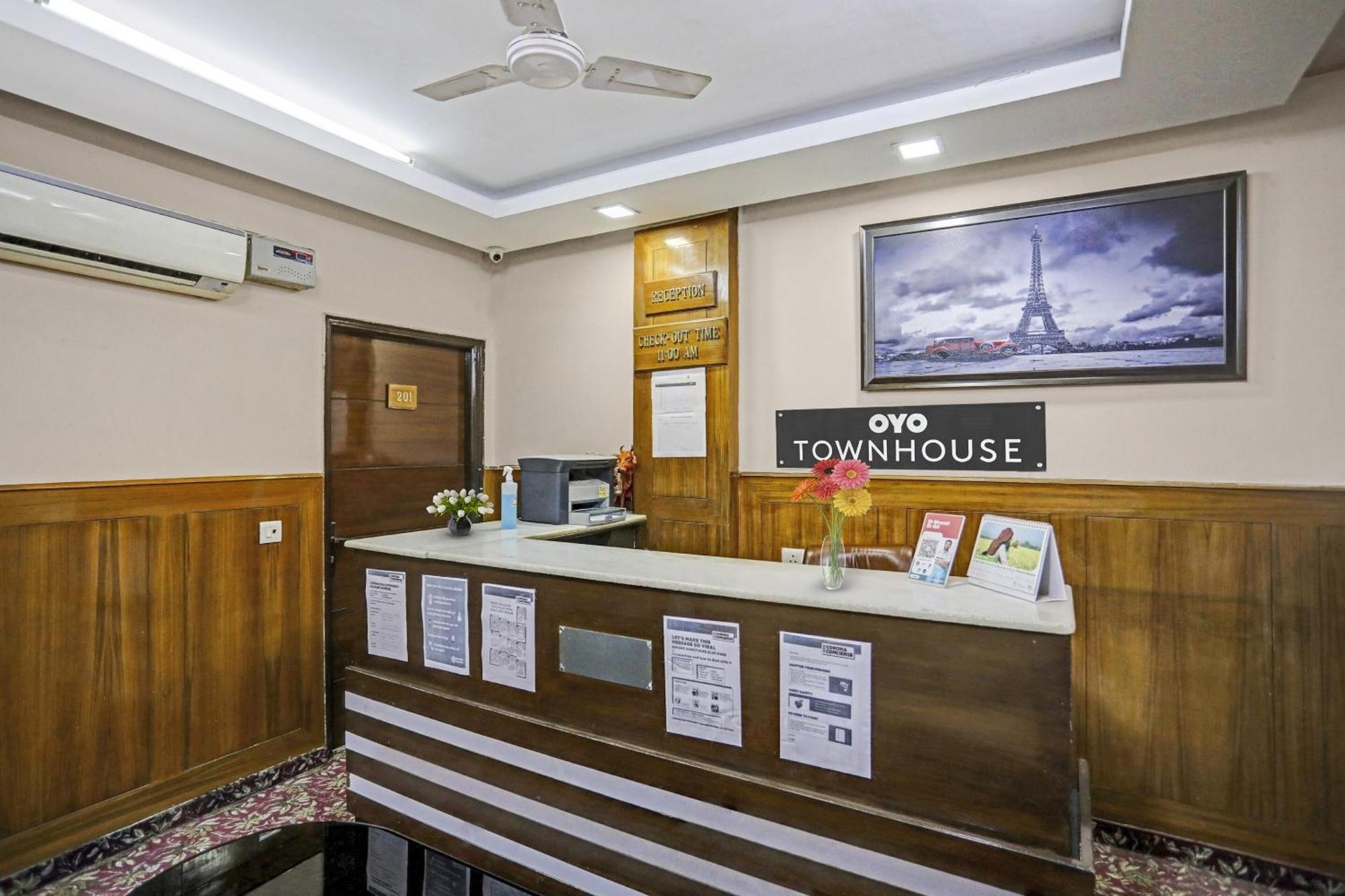 Hotel O Shivam Guest House New Delhi Extérieur photo
