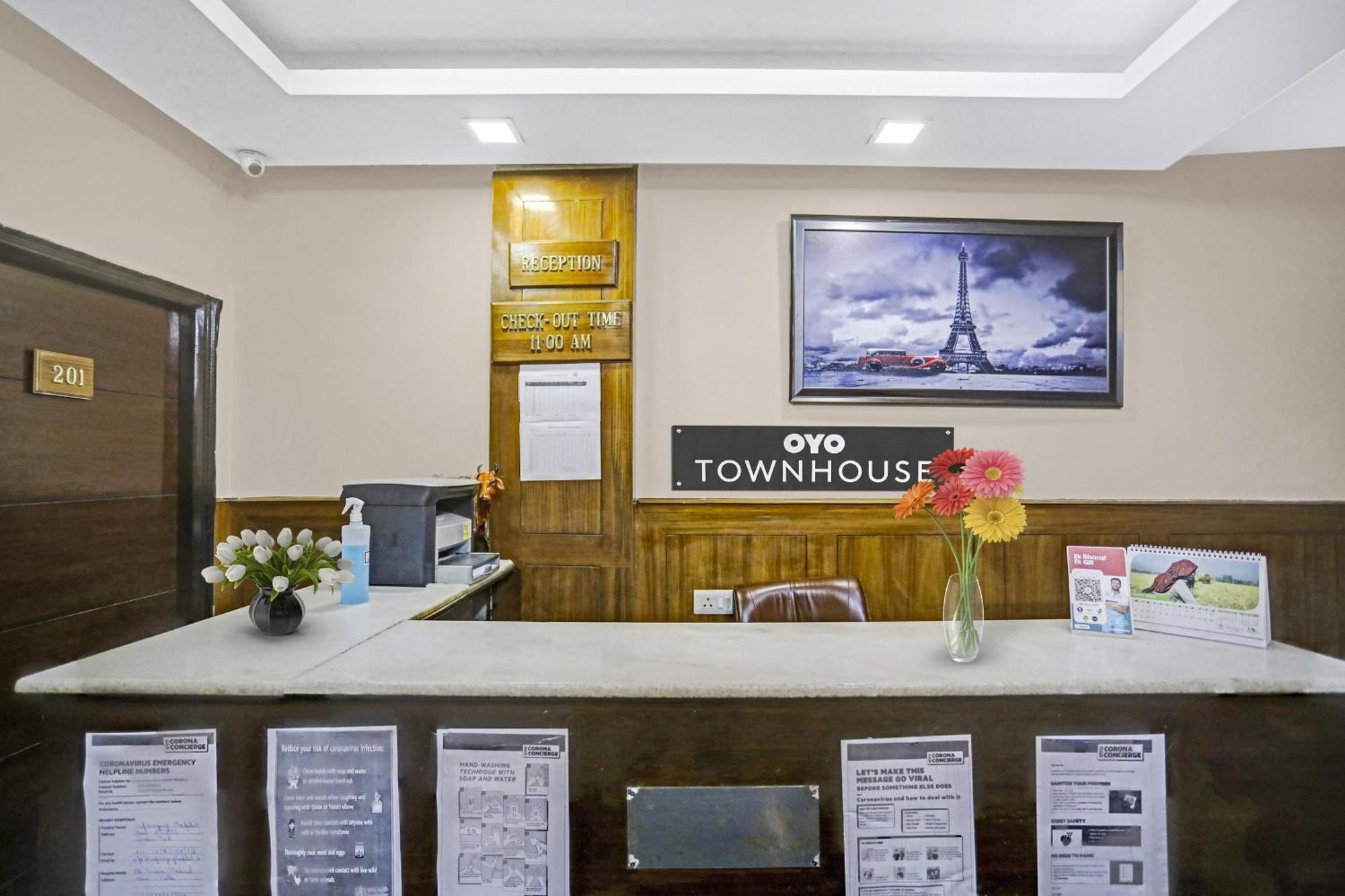 Hotel O Shivam Guest House New Delhi Extérieur photo